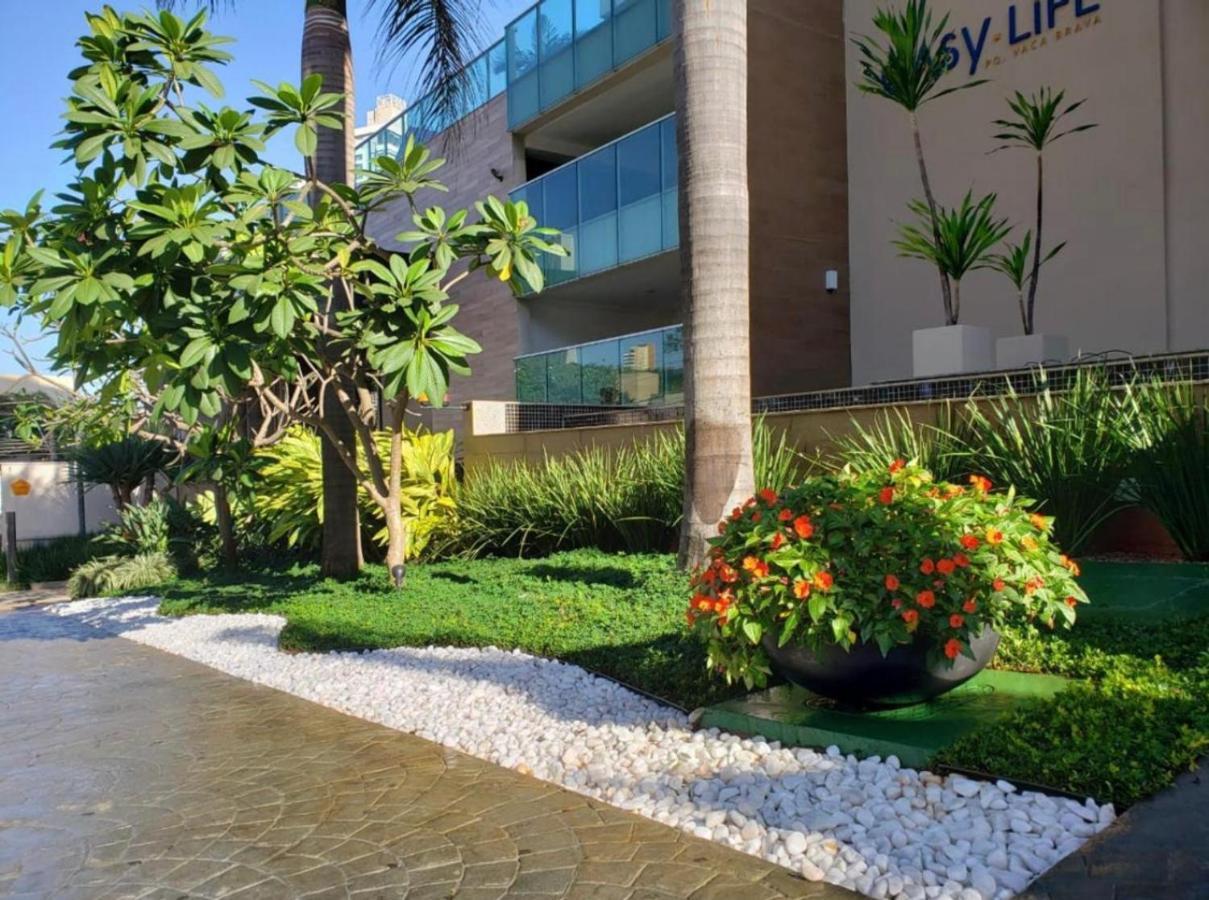 Lindo Flat Easy Life Apartment Goiania Luaran gambar